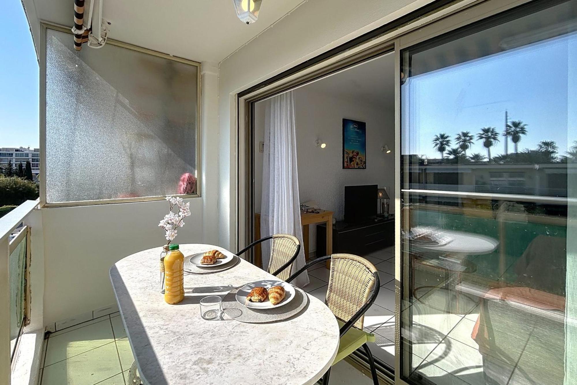 Palm Quiet Terrace Secure Appartamento Cannes