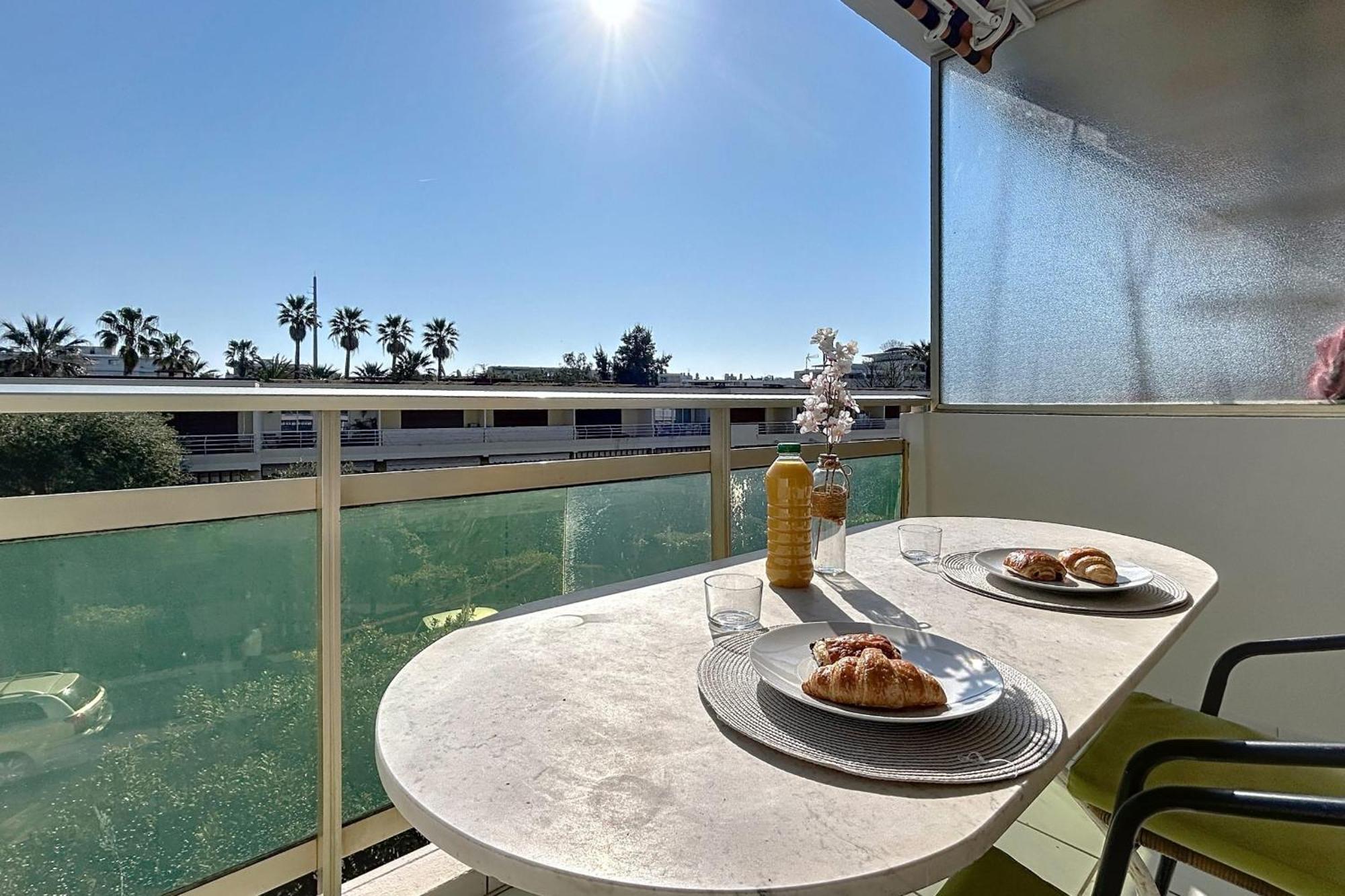 Appartamento Palm Quiet Terrace Secure *